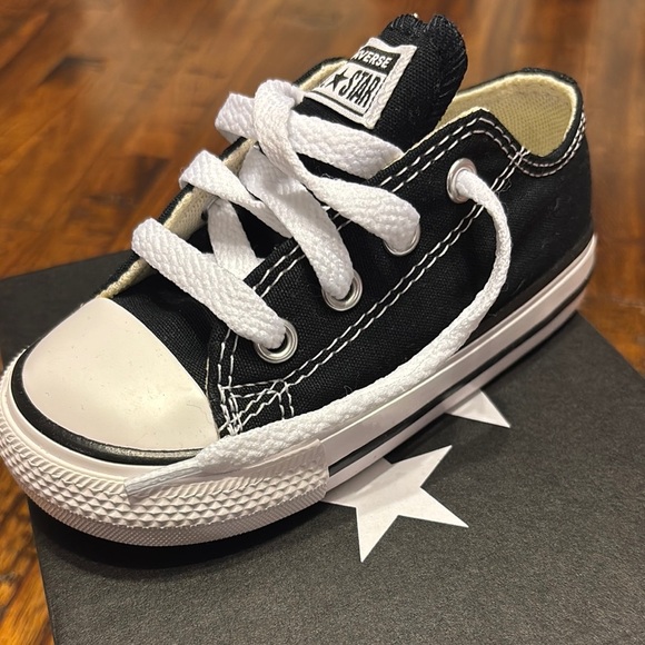 Converse Kids Black Sneakers - Picture 16 of 17